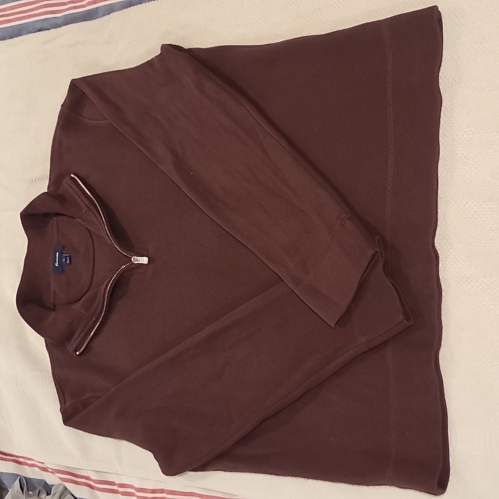 Men's quarter zip pullover